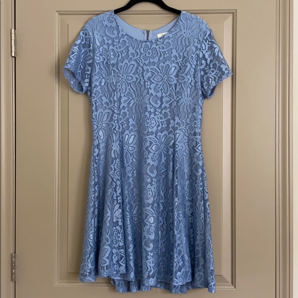Lace dress